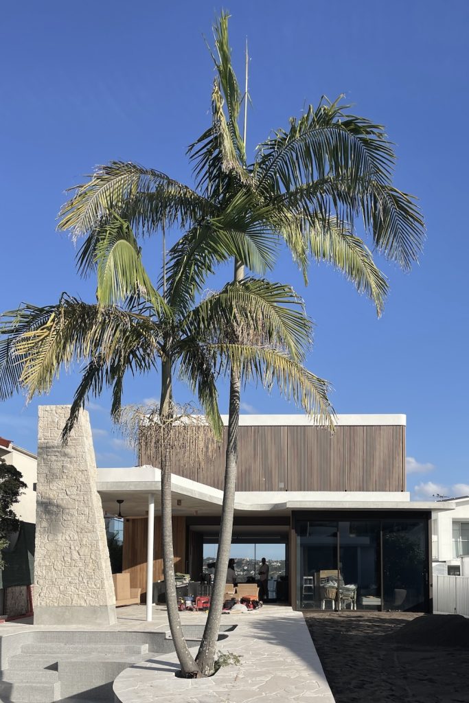 Gateway House, modern Architecture & interior luxury home design in the Northern Beaches