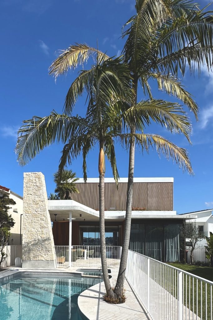 Architect Sydney Gateway House, modern Architecture & interior luxury home design in the Northern Beaches