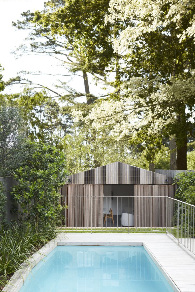 pool-house-secondary-dwelling-granny-flat-bespoke-coastal-architecture