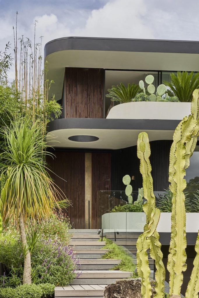 Sasso Nero by buckandsimple luxury coastal residence sydney
