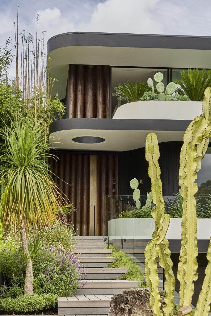 Sasso Nero by australian architects buckandsimple-luxury coastal residence sydney