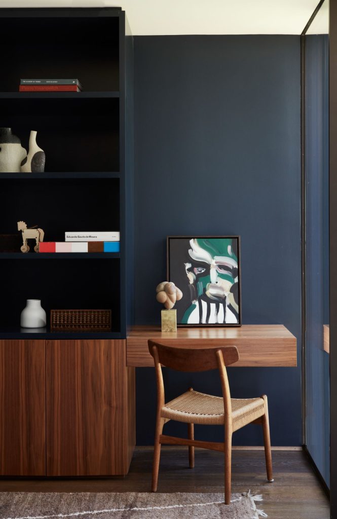 Modern coastal architecture & interior design of Casa Figueira, a luxury home with rammed earth walls & bespoke, crafted details in Sydney