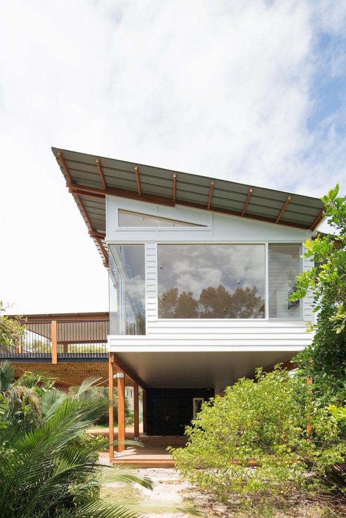 macmasters beach house coastal architecture by buck&simple architects